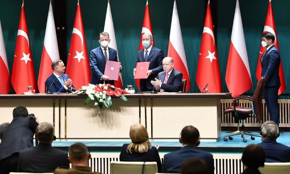 Πήρε αποφάσεις η Ρωσία: ''Θα αναθεωρήσουμε τις σχέσεις μας με την Άγκυρα''